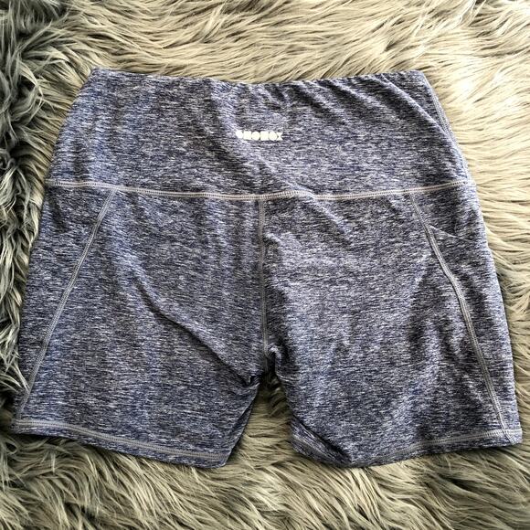 ododos, grey and white biker short, size large, L - Picture 2 of 3